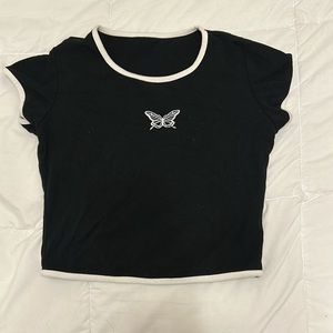 Butterfly Cropped Tee